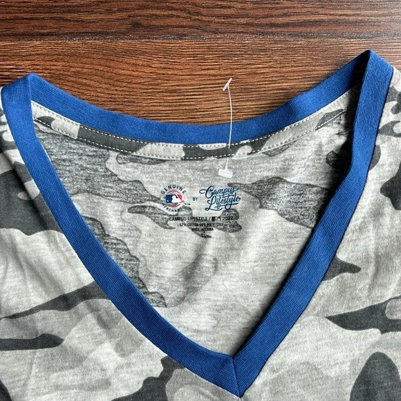 Chicago Cubs Camo T-shirt | Chicago Cubs | Cubs Baseball | Camo | MLB | Baseball - Picture 3 of 8